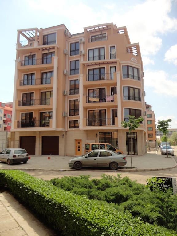 Holiday Apartments In Pomorie Bagian luar foto