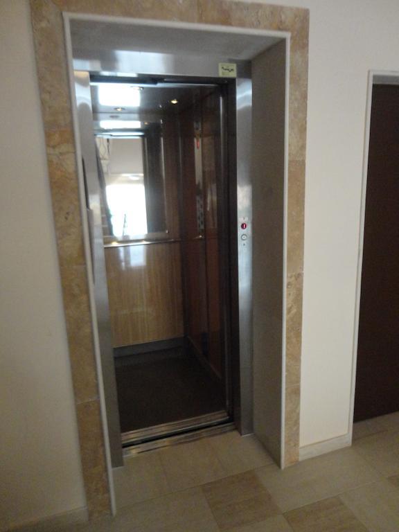 Holiday Apartments In Pomorie Bagian luar foto